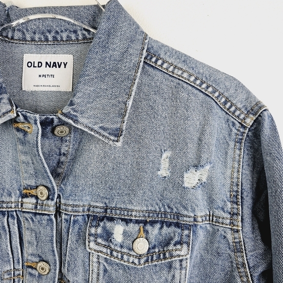 Old Navy #821525 Classic Denim Jean Jacket Distressed NWT Petite - Picture 6 of 9